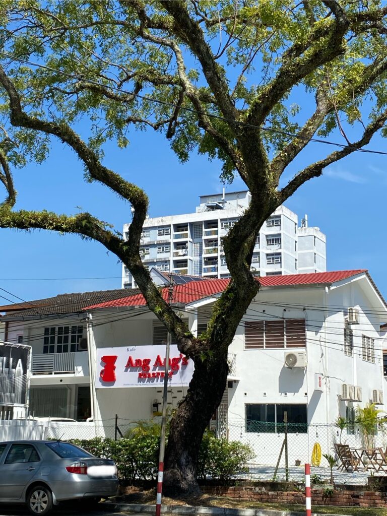 Caltex Green Lane Penang, Ang Ang's Roastery