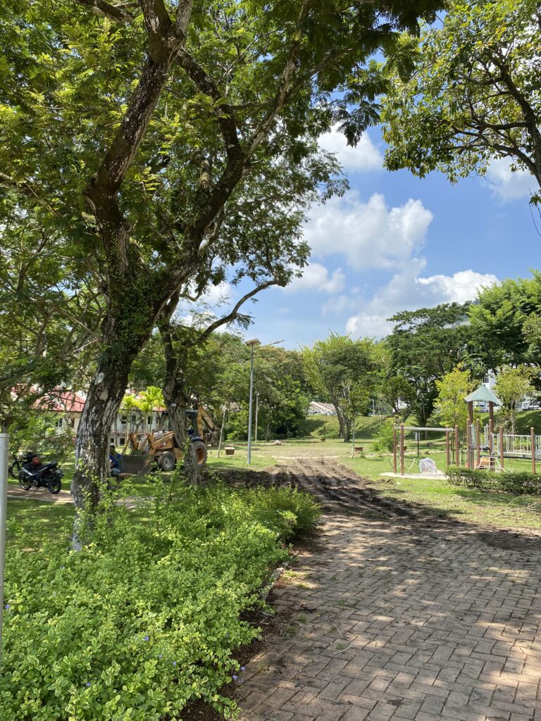 Tanah Lapang Jalan Chee Seng 13