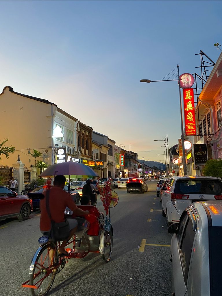 George Town, Loh Guan Lye Specialists Centre