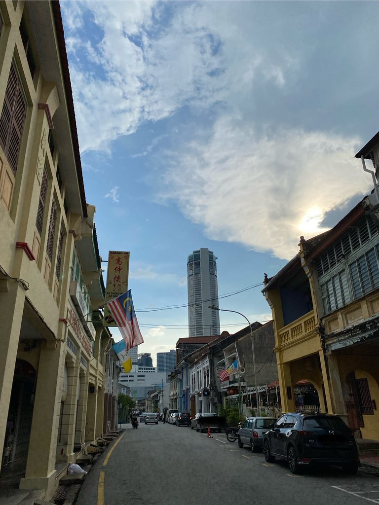 Komtar, Loh Guan Lye Specialists Centre